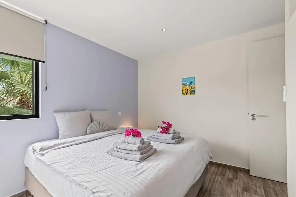 Malvales Resort # App 5 Jan Thiel Curacao